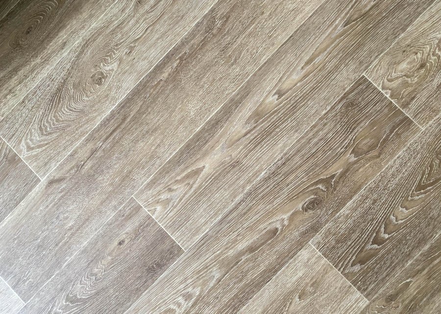 Flooring example — hardwood and laminate work